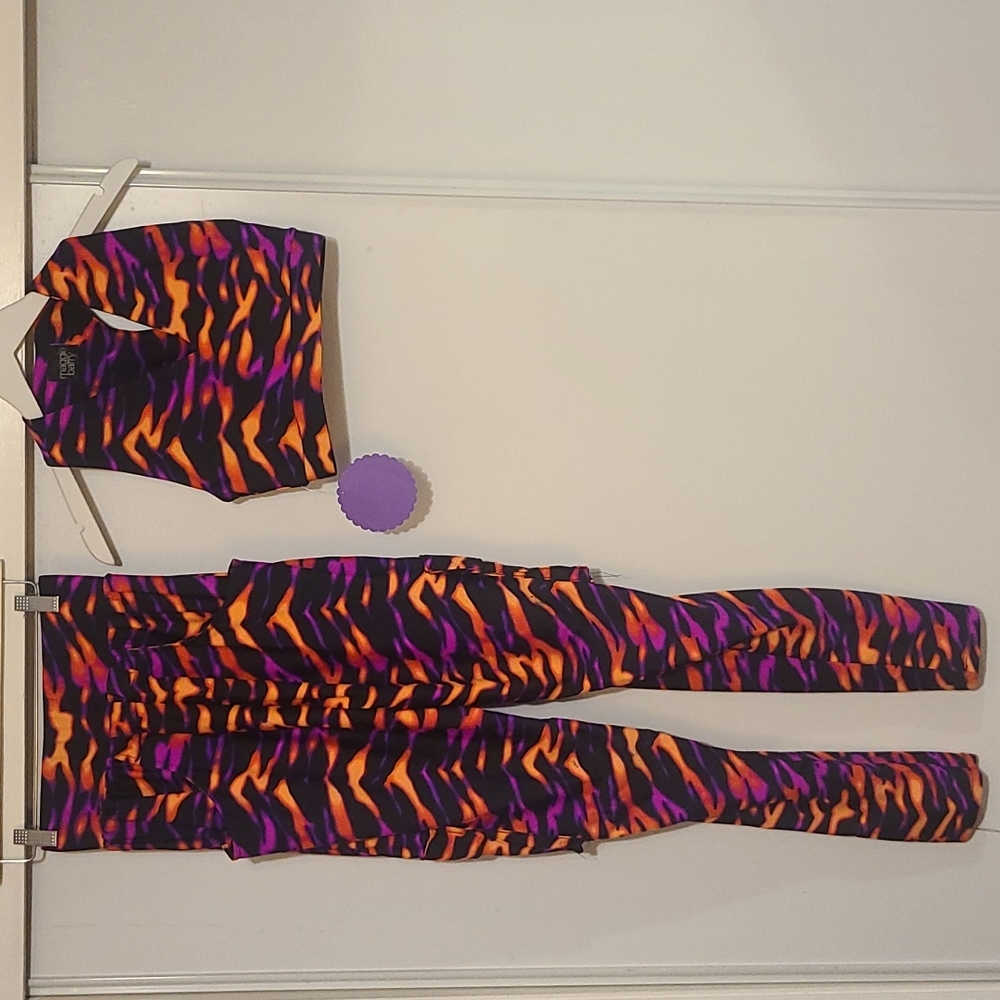Fire orange&purple print joggers with matching sport bra crop top.